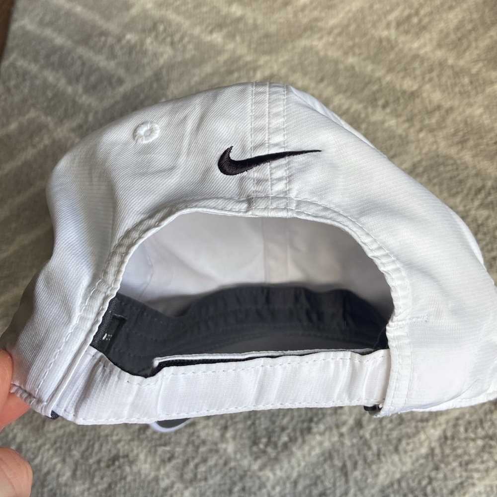 Nike Golf Cap. White hat